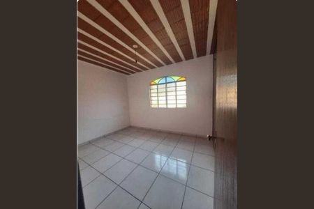 Casa para alugar com 2 quartos, 62m² em Tirol, Contagem