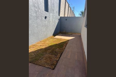 Casa para alugar com 2 quartos, 150m² em Estoril, Belo Horizonte