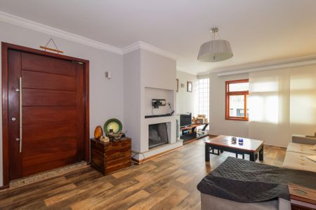 Sala de casa à venda com 4 quartos, 340m² em Jardim Lar Sao Paulo, São Paulo