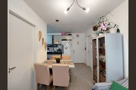 Sala de apartamento à venda com 2 quartos, 34m² em Jardim Taquaral, São Paulo