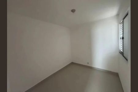 Quarto de apartamento para alugar com 2 quartos, 56m² em Jardim Botânico, Uberlândia