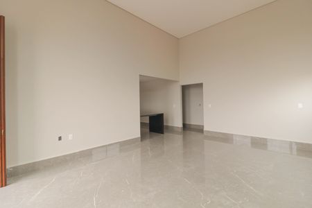 Sala de casa à venda com 4 quartos, 260m² em Vila Rio Branco, Jundiaí