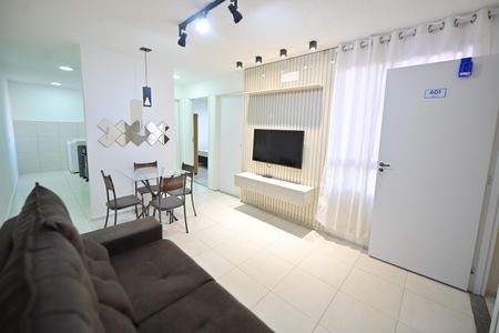 Sala de apartamento para alugar com 2 quartos, 47m² em Jardim Maranata, Goiânia