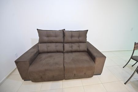 Sala de apartamento para alugar com 2 quartos, 47m² em Jardim Maranata, Goiânia