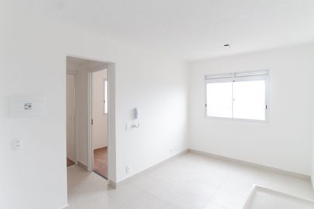 Sala e Cozinha de apartamento para alugar com 2 quartos, 32m² em Vila Maria, São Paulo