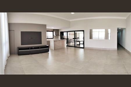 Casa à venda com 3 quartos, 238m² em Swiss Park, Campinas