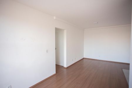Sala de apartamento à venda com 2 quartos, 55m² em Vila Pita, São Paulo