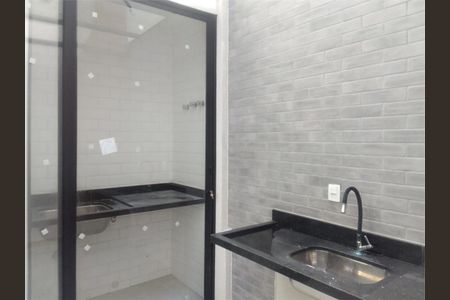 Casa à venda com 3 quartos, 140m² em Jardim Juá, São Paulo