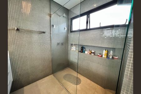 Casa à venda com 4 quartos, 275m² em Swiss Park, Campinas