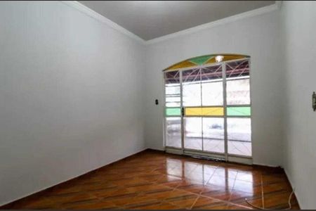 Casa para alugar com 3 quartos, 81m² em Pilar, Belo Horizonte