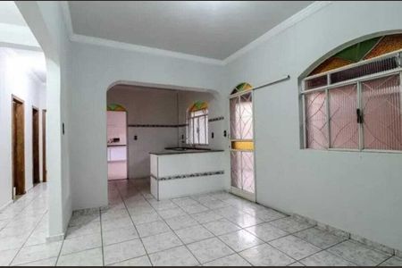 Casa para alugar com 3 quartos, 81m² em Pilar, Belo Horizonte