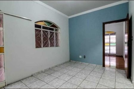 Casa para alugar com 3 quartos, 81m² em Pilar, Belo Horizonte