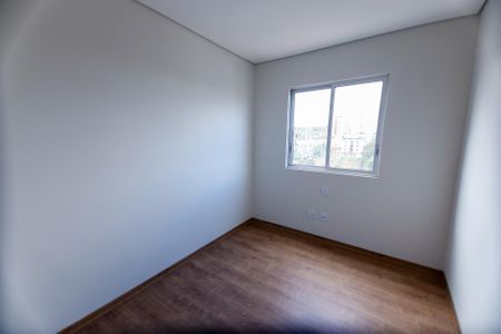 Quarto 1 de apartamento à venda com 3 quartos, 144m² em João Pinheiro, Belo Horizonte