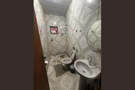 Banheiro de casa à venda com 3 quartos, 200m² em Córrego Ferreira, Brumadinho