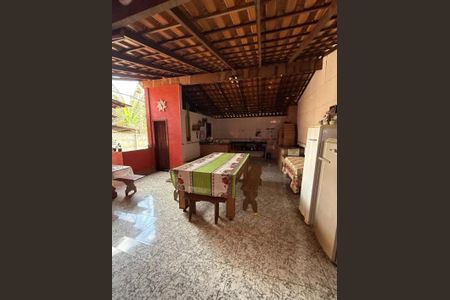 Churrasqueira de casa à venda com 3 quartos, 200m² em Córrego Ferreira, Brumadinho