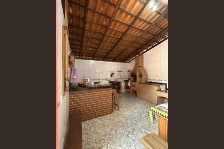 Churrasqueira de casa à venda com 3 quartos, 200m² em Córrego Ferreira, Brumadinho