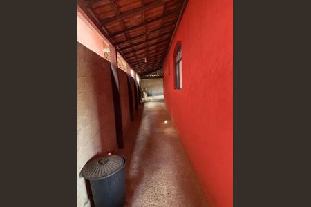 Quintal de casa à venda com 3 quartos, 200m² em Córrego Ferreira, Brumadinho