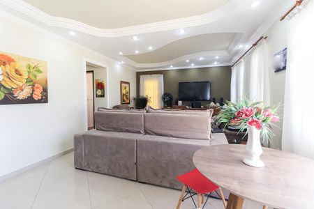 Sala de casa para alugar com 3 quartos, 300m² em Vila Siria, São Paulo