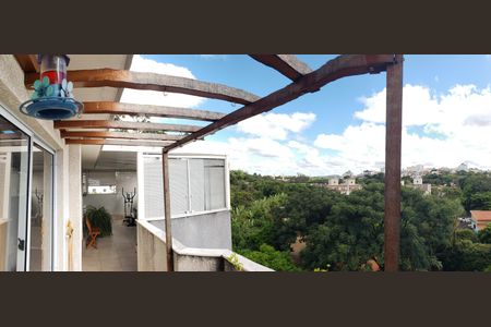 Varanda de apartamento à venda com 3 quartos, 110m² em São Gonçalo, Contagem