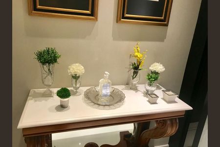 Apartamento à venda com 3 quartos, 230m² em Indianópolis, São Paulo