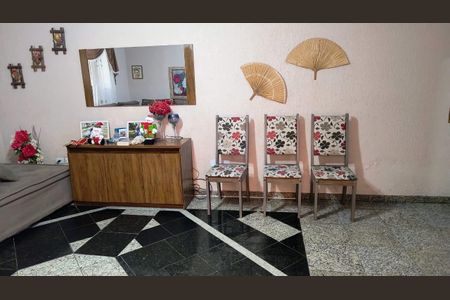 Sala de casa à venda com 3 quartos, 120m² em Parque São Rafael, São Paulo