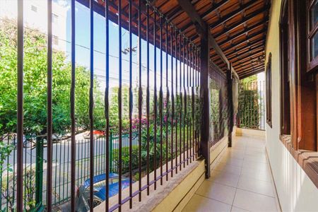 Casa para alugar com 3 quartos, 253m² em Ouro Minas, Belo Horizonte