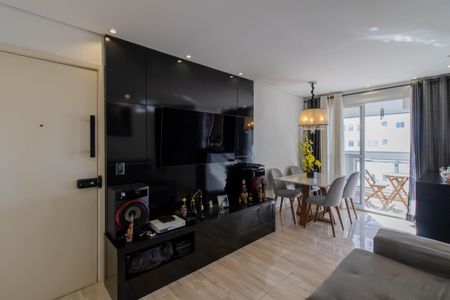 Sala de apartamento à venda com 2 quartos, 61m² em Vila Barros, Guarulhos