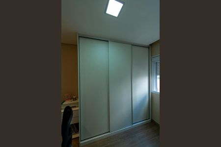 Quarto 1 de apartamento para alugar com 2 quartos, 54m² em Alphaville Empresarial, Barueri