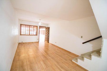 Sala de casa para alugar com 2 quartos, 130m² em Chácara Santo Antônio (zona Sul), São Paulo