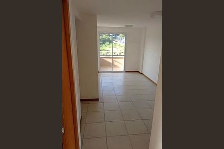 Apartamento à venda com 2 quartos, 57m² em Pendotiba, Niterói