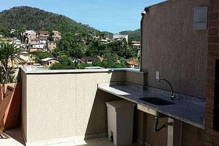 Apartamento à venda com 2 quartos, 57m² em Pendotiba, Niterói