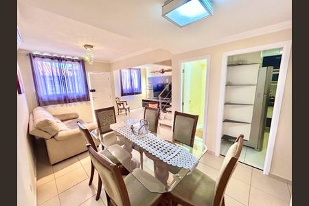 Foto 01 de casa de condomínio à venda com 3 quartos, 110m² em Fazenda Santa Cândida, Campinas