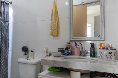 Banheiro da Suíte de casa à venda com 3 quartos, 379m² em Nova Gameleira, Belo Horizonte