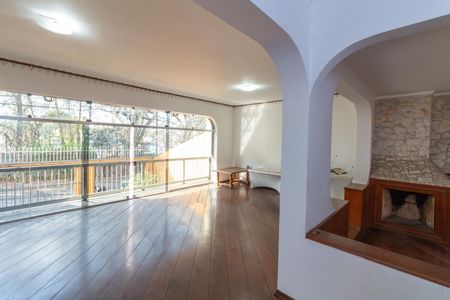 Sala de casa à venda com 4 quartos, 344m² em Jardim das Vertentes, São Paulo