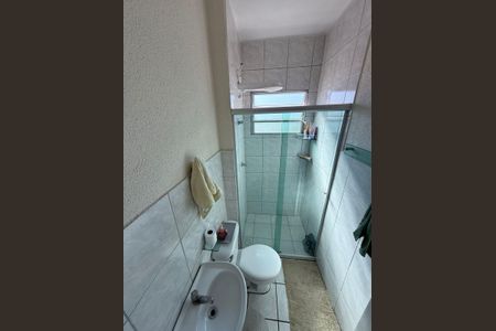 Banheiro de casa para alugar com 3 quartos, 180m² em Canadá, Contagem