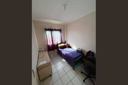 Quarto de casa para alugar com 3 quartos, 180m² em Canadá, Contagem