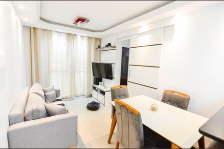 Sala de apartamento à venda com 2 quartos, 45m² em Imperial de São Cristóvão, Rio de Janeiro