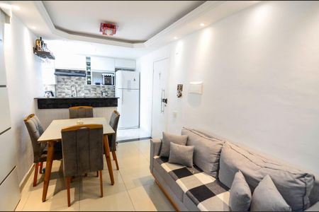 Sala de apartamento à venda com 2 quartos, 45m² em Imperial de São Cristóvão, Rio de Janeiro