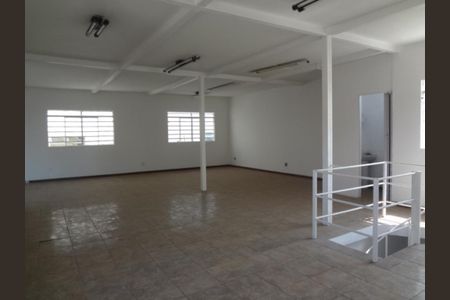 Casa para alugar com 6 quartos, 375m² em Lourdes, Belo Horizonte