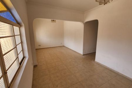 Sala de casa para alugar com 3 quartos, 492m² em Vila Real, Hortolândia