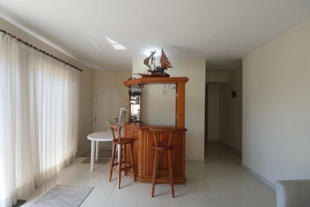 Sala de apartamento para alugar com 4 quartos, 336m² em Barra Funda, Guarujá