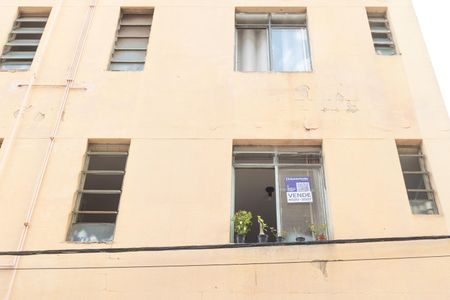 Placa de kitnet/studio para alugar com 1 quarto, 40m² em Vila Itapura, Campinas