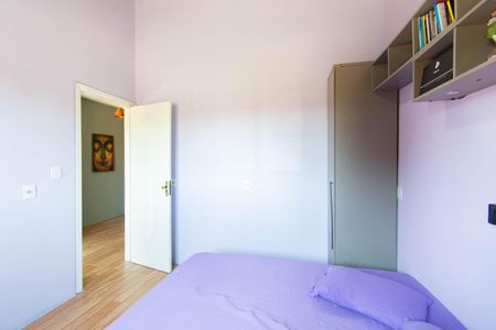 Quarto 1 de casa à venda com 5 quartos, 200m² em Mathias Velho, Canoas