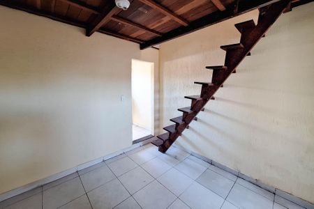 Sala 1 de apartamento para alugar com 1 quarto, 40m² em Sapê, Niterói