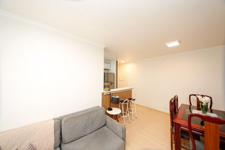 Sala de apartamento à venda com 3 quartos, 68m² em Sítio da Figueira, São Paulo