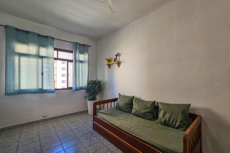 Sala de apartamento para alugar com 2 quartos, 75m² em Balneario Guarujá, Guarujá