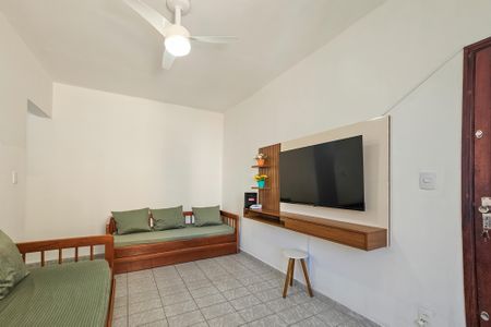 Sala de apartamento para alugar com 2 quartos, 75m² em Balneario Guarujá, Guarujá