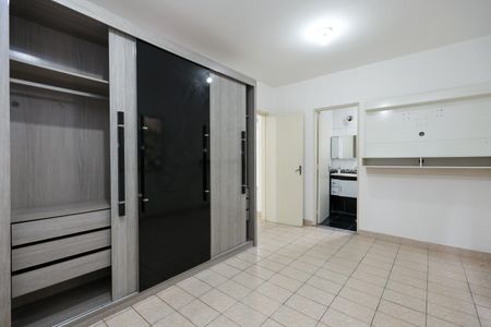 Suíte de apartamento para alugar com 1 quarto, 60m² em Jardim Maria Rosa, Taboão da Serra