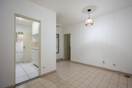 Sala de apartamento para alugar com 1 quarto, 60m² em Jardim Maria Rosa, Taboão da Serra