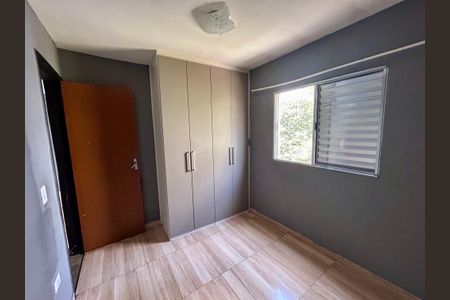 Quarto 1 de apartamento à venda com 2 quartos, 47m² em Jardim Sao Luis (zona Norte), Guarulhos